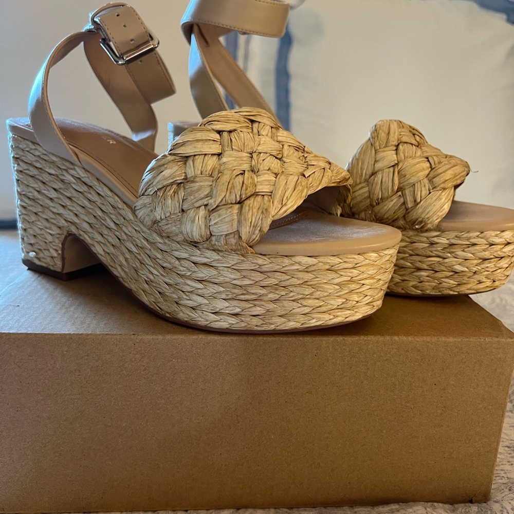 Marc Fisher Flatform Raffia Sandal